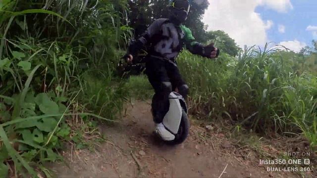 Kingsong S18 suspension wheel technical riding. смотреть онлайн