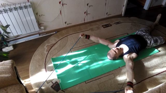 ТРЕНИРУЮТСЯ ПОСЛЕ БОЛЕЗНИ / с чего начать кардио-кроссфит / ТРЕНИРОВКА С РЕЗИНОЙ/ РЕЗИНОВЫЕ ПЕТЛИ. смотреть онлайн