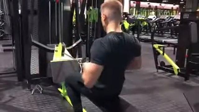 Athletica sport & fitness, фитнес-клуб - упражнения на пресс смотреть онлайн