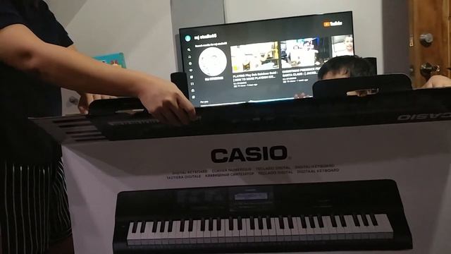 "Discover the Melodic Magic: Casio CT-X800 Piano Keyboard Unboxing and Review!" смотреть онлайн