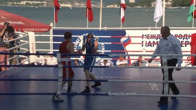 Предварительные бои. Бой 10. 75 кг И.Матвеев ( Московская обл.) -- И.Зайцев (Ялта) 3 - 0 смотреть онлайн