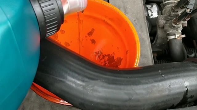 Nissan Primastar 1.9 turbo diesel oil and filter service смотреть онлайн