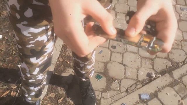 РАЗБИЛ 3 ТЕЛЕФОНА и КАМЕРУ | КРАШ-ТЕСТ | TIMAS смотреть онлайн