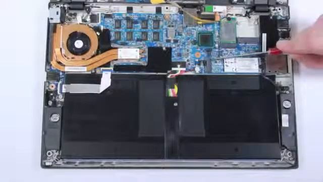 Видео обзор ультрабука Lenovo ThinkPad X1 Carbon смотреть онлайн