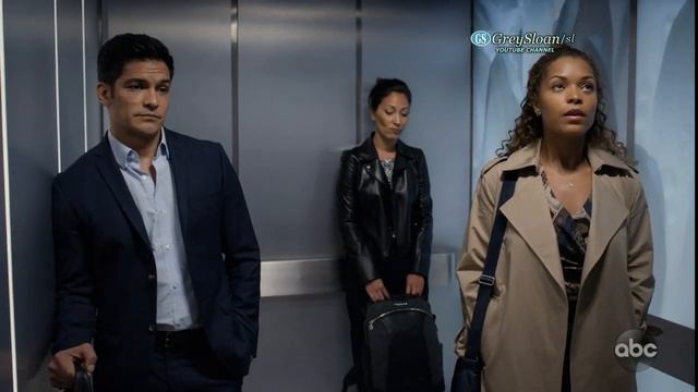 The Good Doctor 2x06 Claire Melendez and Lim Awkward Elevator Moment смотреть онлайн