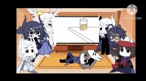 Реакция персонажей Hollow knight на видео из Ютуба