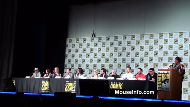 FULL 2015 Once Upon A Time panel at SDCC смотреть онлайн
