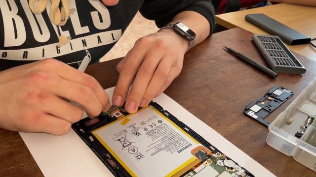 Ремонт разъема зарядки планшета Samsung смотреть онлайн