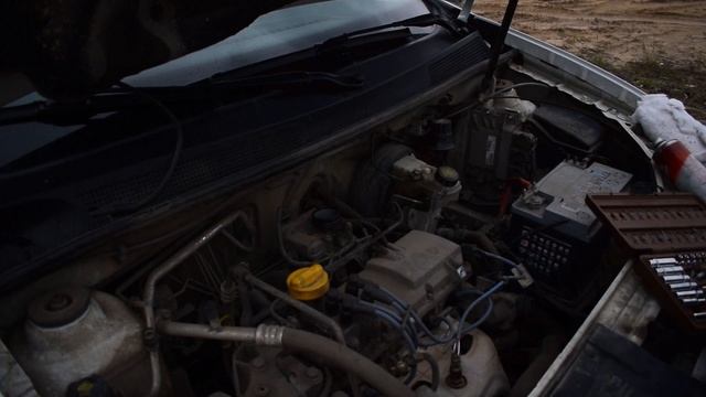 Троит двигатель Renault Logan 2
