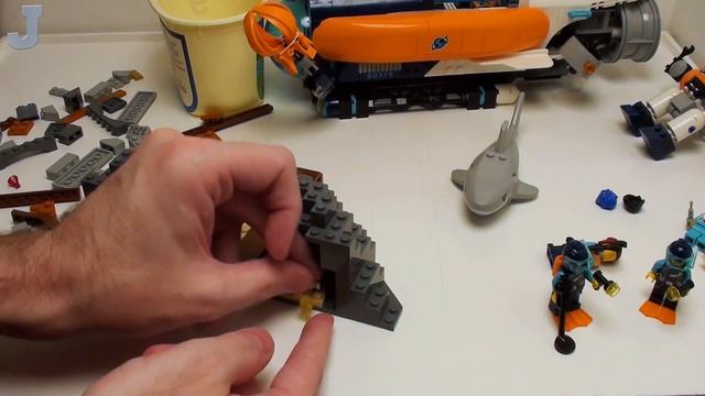 LEGO City 2023 Deep Sea Explorer Submarine 60379 Build Part 2 смотреть онлайн