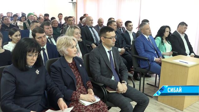 Рустем Афзалов сердечно простился с сибайцами. смотреть онлайн