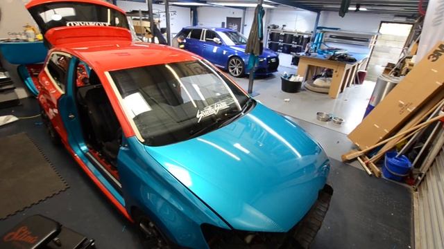 VW Polo GTI Wrapped In Gloss Atomic Teal смотреть онлайн