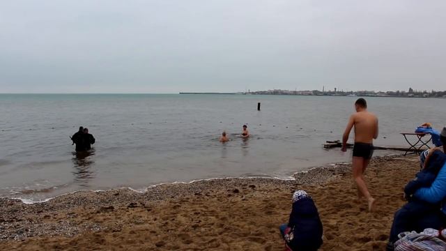 Крещение в Крыму. А Вам слабо в море при +3. Все о Крыме