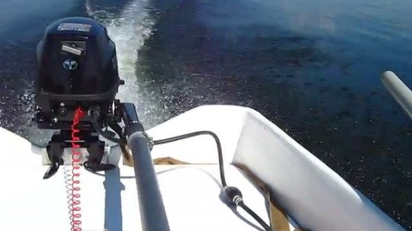 Лодочный мотор Tohatsu 5 , Тохатсу 5 + пластиковая лодка + удлинитель румпеля.