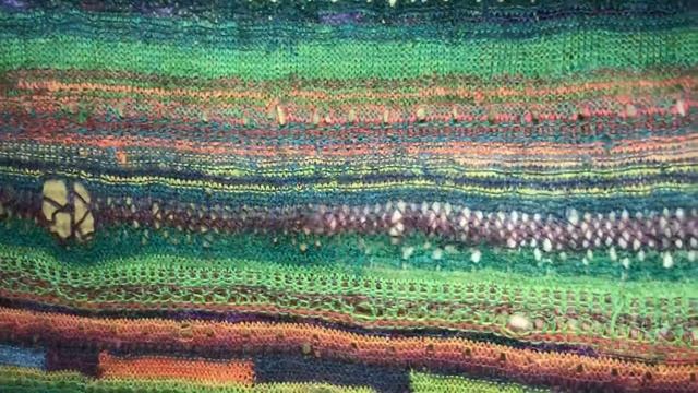 Knit experiment - part 1 - Featuring the 4:45PM Eastbound Train! смотреть онлайн