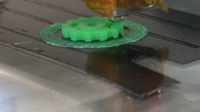 Ecrou Vue proche Imprimante 3D смотреть онлайн