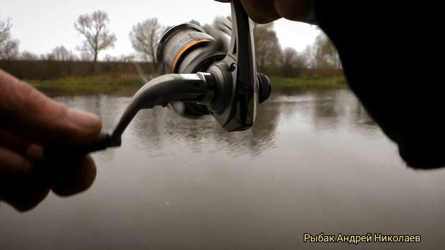 Мормышинг. Знаменское. Москва река. Рыбак Андрей Николаев. Ловля окуня спиннингом. 04.11.2020. смотреть онлайн