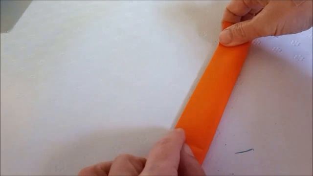 Как сделать открытку с парящами бабочками. Поделки из бумаги смотреть онлайн