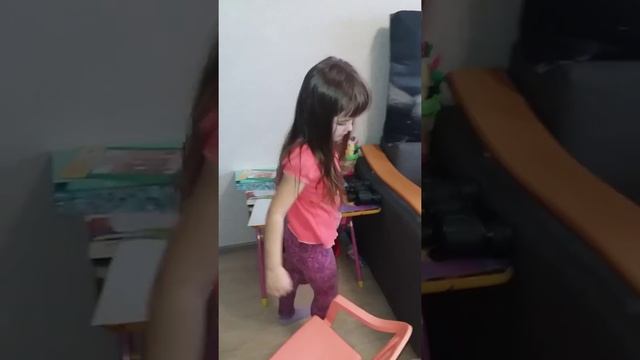 Стих про маму. Кто то забрался в дом. Часть 2 смотреть онлайн