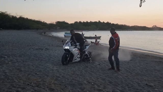 Voge 300rr 4x4 loncin ruta sur смотреть онлайн