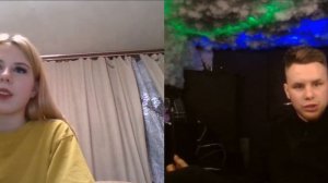 ей 20, она изменила мне с отцом. можно третим, живём как бы  вместе, она моя мачеха