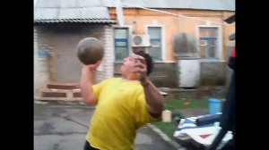 ДМИТРИЙ ХАЛАДЖИ.ВЫЖИМАНИЕ НА ЛАДОНИ ПРАВОЙ РУКОЙ СТАЛЬНОГО ШАРА 56 КГ.RH 56 KG STEEL BALL PALM PRES