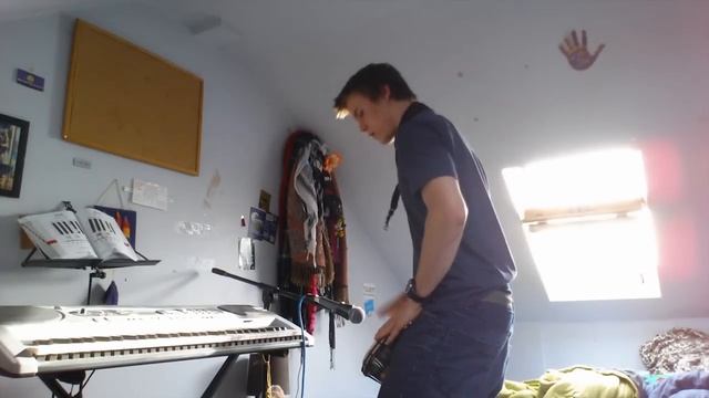 Louis Burgess - Summin Funky (RC-300 Loop Station) смотреть онлайн