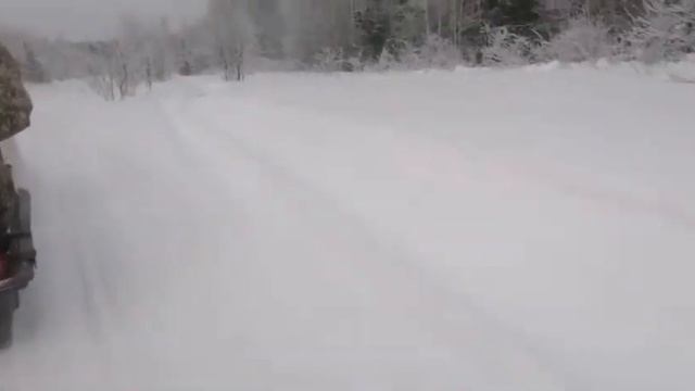 Мотособака застряла в наледи!!! смотреть онлайн