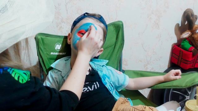 Рисуем на лице. Аквагрим. Киборг смотреть онлайн