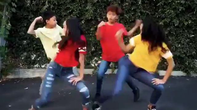 Lele pons new dance complication смотреть онлайн