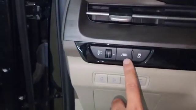 Kia Carnival 2.2d Осмотр авто в Южной Кореи перед доставкой/покупкой. Уже в Минске на CarLifeGroup смотреть онлайн