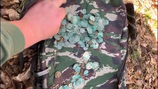 ВСКРЫВАЕМ КУБЫШКУ С КЛАДОМ ЗОЛОТА И СЕРЕБРА !!! ПРОСТО НЕВЕРОЯТНО!!! смотреть онлайн