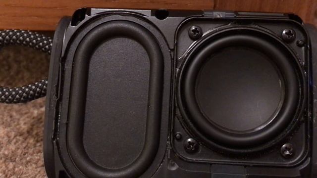 JBL Go 3 Bass test [Headphone warning!!!] смотреть онлайн