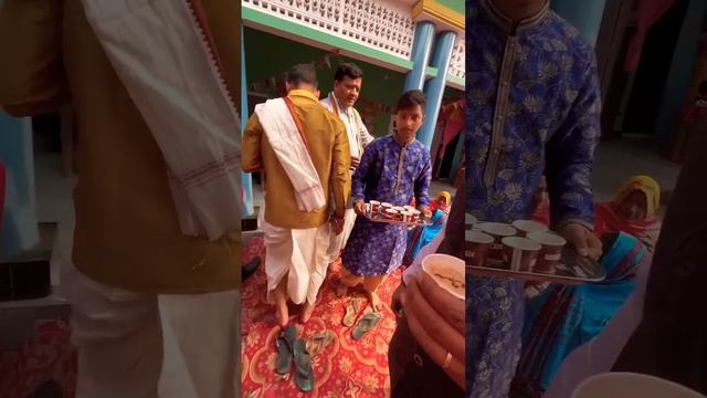 Распределение обязанностей в индийских семьях#india#travel #vlog #facts#village#youtubeshorts#short смотреть онлайн