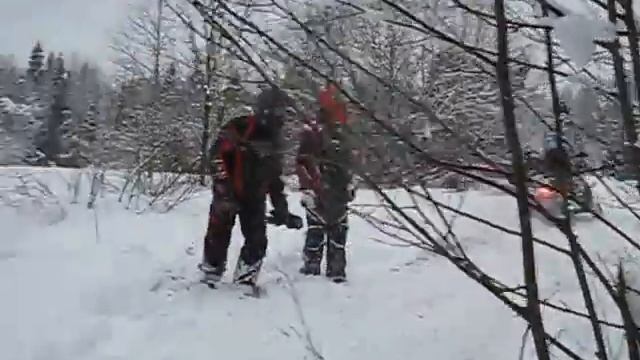 Через брод на снегоходах смотреть онлайн