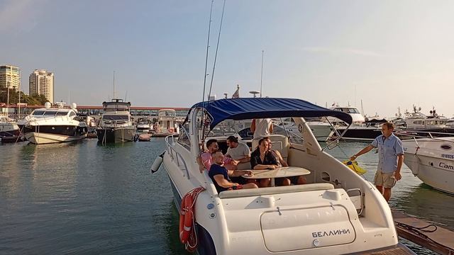 #сочи #арендаяхтывсочи #прогулканаяхте +79104940506 БРОНИРУЙ