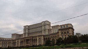 Дворец Чаушеску в Бухаресте