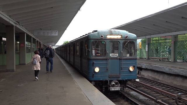 Клип в память о вагонах типа Еж3/Ем-508Т в Московском метро смотреть онлайн