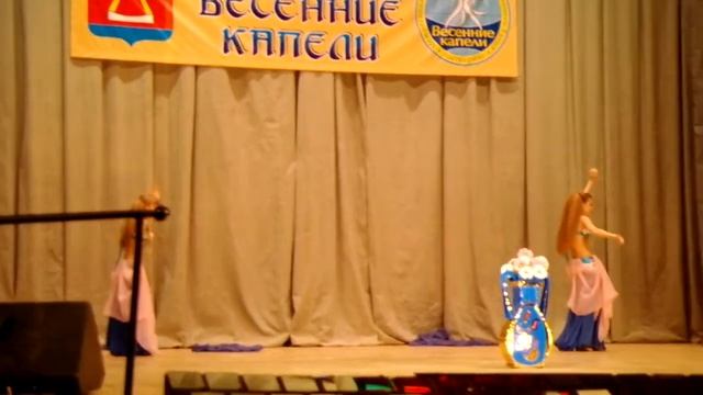 Восточный танец.Войнова Алина и Филатова Катя. смотреть онлайн