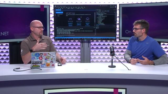.NET Core and Containers смотреть онлайн
