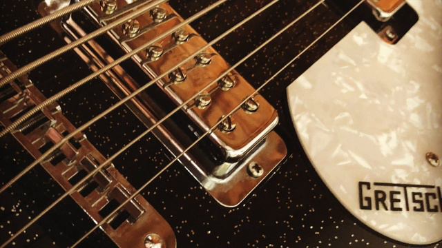 Mister Luv Testing a Gretsch G5265 Jet Baritone - Tuning E - e смотреть онлайн