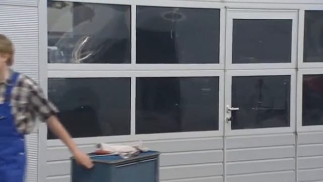 Секционные ворота с калиткой без порога смотреть онлайн