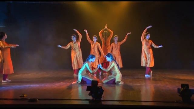 Mahakavi Kalidas смотреть онлайн