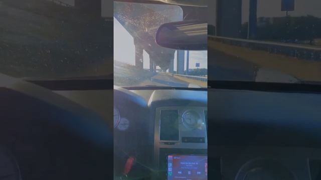 Straight piped 06 300 srt8 screaming #srt #300srt #straightpipe #loud #exhaust #chrysler300srt смотреть онлайн