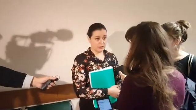 Суд перенес рассмотрение дела о лишении Олеси Уткиной родительских прав смотреть онлайн