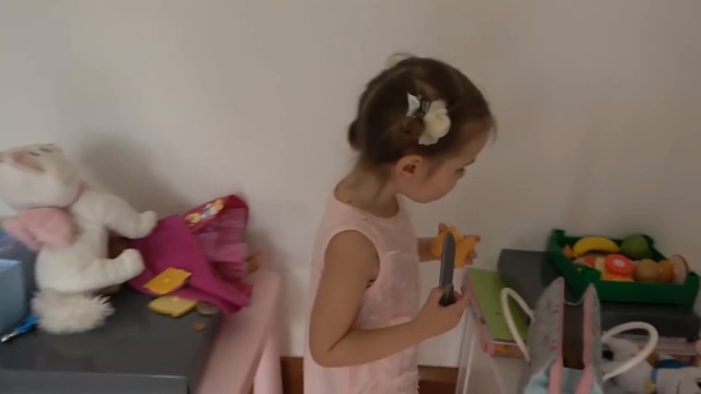 Королевская коляска для куклы Baby Born Катя купила коляску для Беби борн Эмили смотреть онлайн