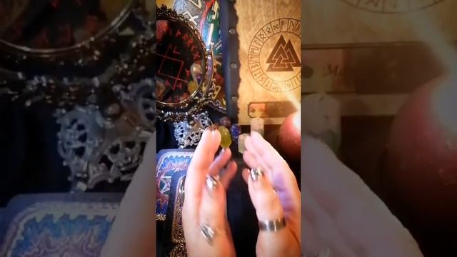 Осторожнее! Руна Йера! смотреть онлайн