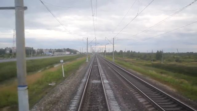 Вид из тамбура хвостового вагона. смотреть онлайн