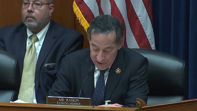 Full Committee Markup смотреть онлайн