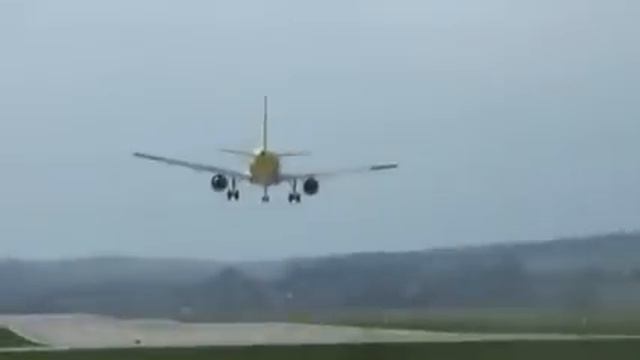 Kraków Balice 13.04.2011 O krok od tragedii - Germanwings смотреть онлайн
